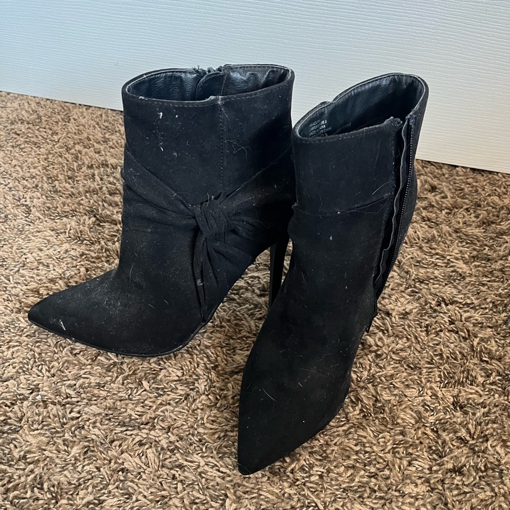 JustFab felt heeled boots size 8